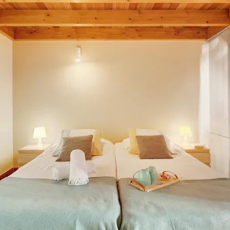 Lofts I *