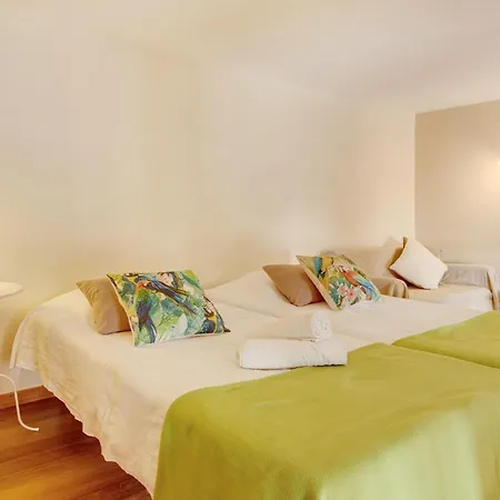 Lägenhet Lofts I Calheta (Madeira)
